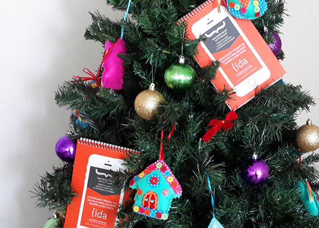 Árbol de navidad con libretas de IDA