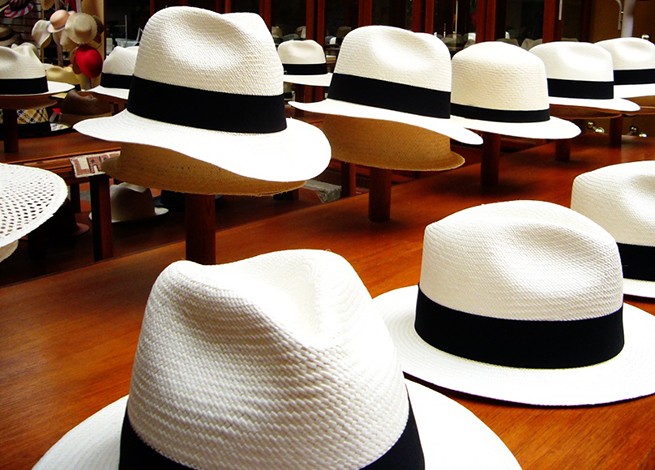 sombreros blancos